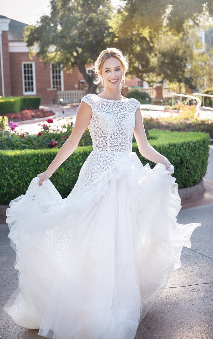 Jinza Bridal Crochet Lace - Slim A-Line Wedding Dress Cape Sleeves Open Slit, White