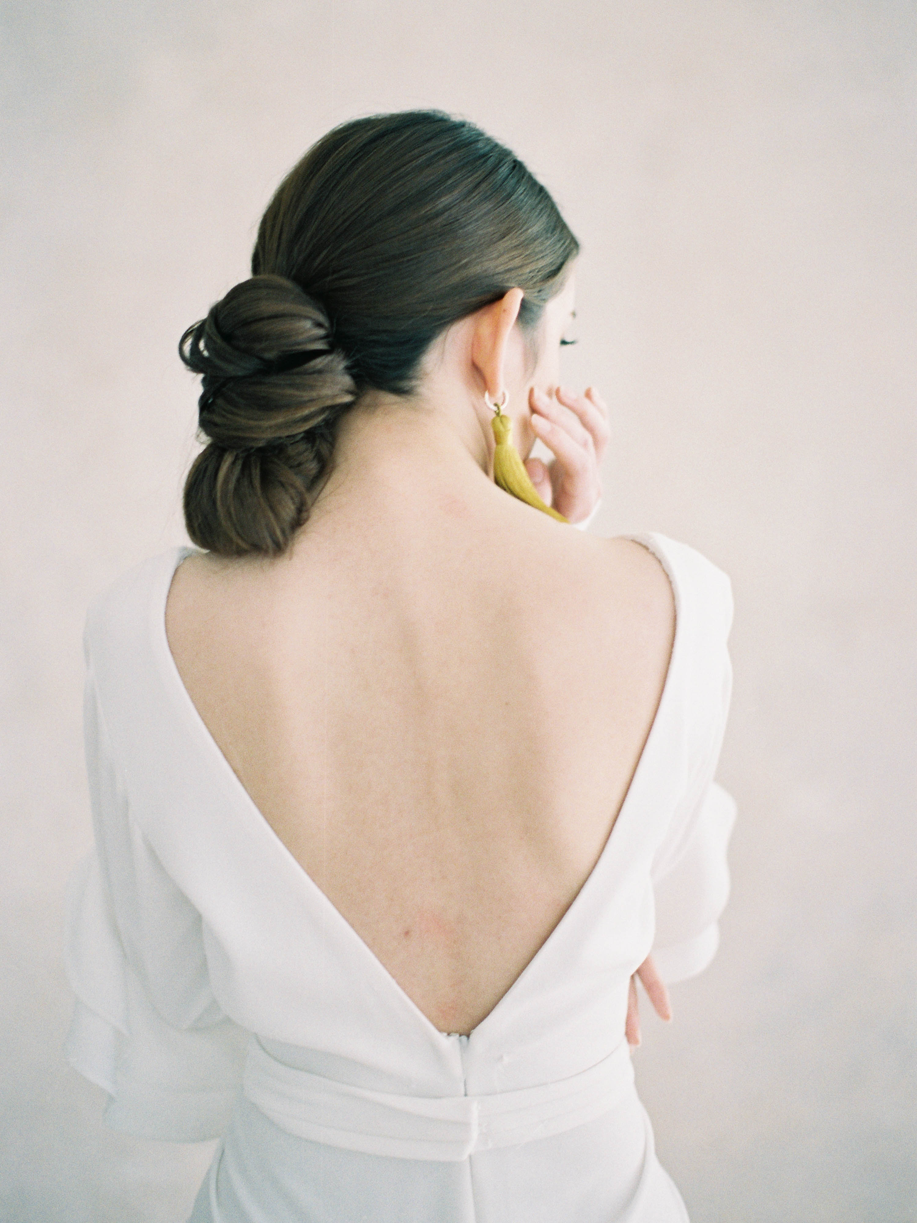 Jinza Bridal Satin - Low Back Long Sleeve Sheath Wedding Dress, White
